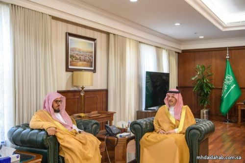 وكيل إمارة منطقة #المدينة_المنورة عبدالمحسن بن نايف بن حميد، يستقبل مدير عام تعليم المنطقة وكيل إمارة منطقة #المدينة_المنورة عبدالمحسن بن نايف بن حميد، يستقبل مدير عام تعليم المنطقة