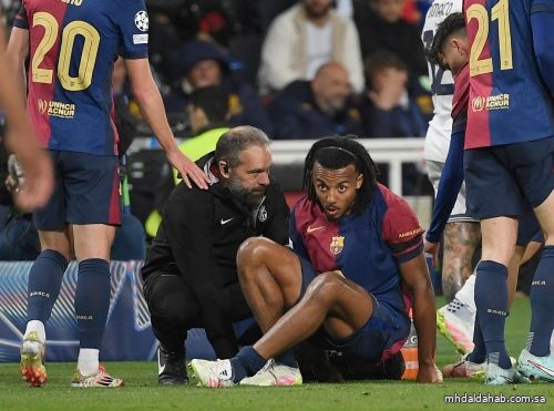 كوندي يغيب عن مباريات حاسمة لبرشلونة بسبب الإصابة