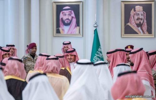 عبدالعزيز بن سعود ينقل تحيات القيادة لأهالي منطقة المدينة المنورة عبدالعزيز بن سعود ينقل تحيات القيادة لأهالي منطقة المدينة المنورة