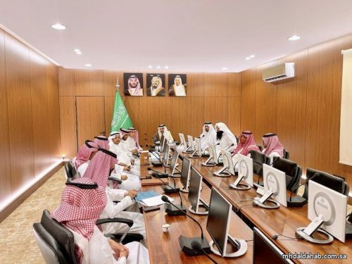 سعادة محافظ #المهد د.سلامة بن عيد الجهني يترأس  اجتماع مدراء الجمعيات الخيرية بالمحافظة
