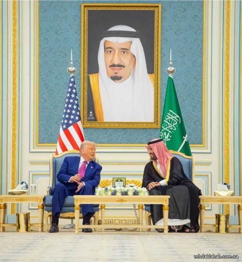 ولي العهد والرئيس الأميركي يشهدان توقيع حزمة اتفاقيات استراتيجية ولي العهد والرئيس الأميركي يشهدان توقيع حزمة اتفاقيات استراتيجية