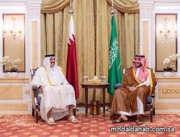 ولي العهد يلتقي أمير قطر ويستعرض معه العلاقات الثنائية وفرص تعزيزها ولي العهد يلتقي أمير قطر ويستعرض معه العلاقات الثنائية وفرص تعزيزها