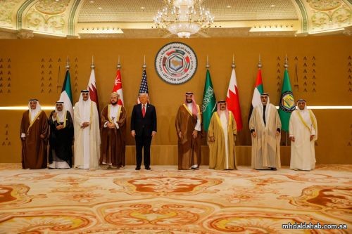 القمة الخليجية الأمريكية.. تحالف استراتيجي لمواجهة تحديات المستقبل وبناء أسس الاستقرار القمة الخليجية الأمريكية.. تحالف استراتيجي لمواجهة تحديات المستقبل وبناء أسس الاستقرار