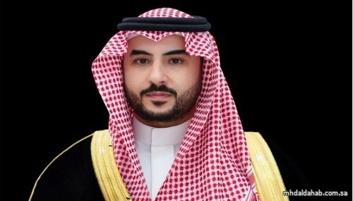 بتوجيه من القيادة.. سمو وزير الدفاع يلتقي سمو رئيس دولة الإمارات العربية المتحدة بتوجيه من القيادة.. سمو وزير الدفاع يلتقي سمو رئيس دولة الإمارات العربية المتحدة