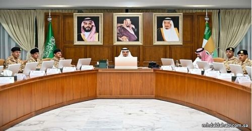 نائب وزير الحرس الوطني يجتمع مع القيادات العسكرية بالوزارة نائب وزير الحرس الوطني يجتمع مع القيادات العسكرية بالوزارة
