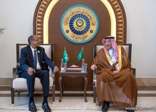 نائب وزير الخارجية يلتقي رئيس مفوضية الاتحاد الأفريقي نائب وزير الخارجية يلتقي رئيس مفوضية الاتحاد الأفريقي