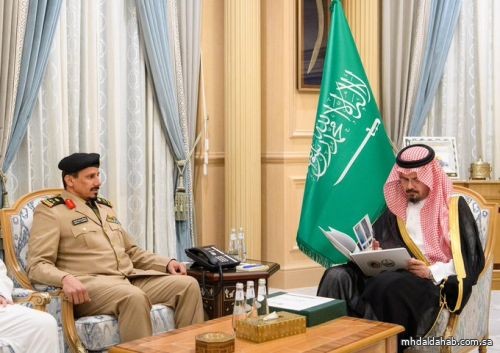 سمو أمير منطقة #المدينة_المنورة #سلمان_بن_سلطان، يستقبل قائد حرس الحدود بالمنطقة سمو أمير منطقة #المدينة_المنورة #سلمان_بن_سلطان، يستقبل قائد حرس الحدود بالمنطقة