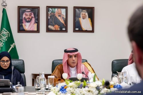 وزير الدولة للشؤون الخارجية يستقبل وفدًا من مجلس النواب الأمريكي وزير الدولة للشؤون الخارجية يستقبل وفدًا من مجلس النواب الأمريكي