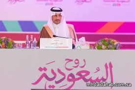وزير السياحة يقود ورشة عمل لإطلاق برنامج صيف السعودية 2025 وزير السياحة يقود ورشة عمل لإطلاق برنامج صيف السعودية 2025