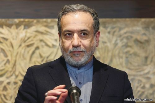 وزير الخارجية الإيراني يتوجه إلى مصر وزير الخارجية الإيراني يتوجه إلى مصر