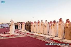 المصلون يؤدون صلاة عيد الأضحى في مختلف المناطق المصلون يؤدون صلاة عيد الأضحى في مختلف المناطق