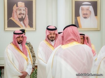 أمير منطقة المدينة المنورة يستقبل المهنئين بعيد الأضحى أمير منطقة المدينة المنورة يستقبل المهنئين بعيد الأضحى