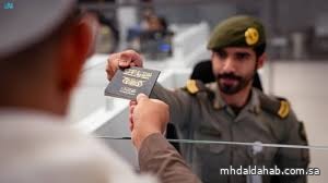 جوازات منفذ الوديعة تنهي إجراءات مغادرة ضيوف الرحمن بعد أدائهم مناسك الحج جوازات منفذ الوديعة تنهي إجراءات مغادرة ضيوف الرحمن بعد أدائهم مناسك الحج