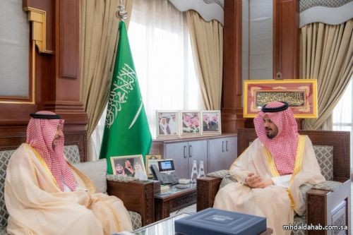 سمو أمير منطقة #المدينة_المنورة، الأمير #سلمان_بن_سلطان، يستقبل الأمين العام المكلف لمجمع الملك عبدالعزيز للمكتبات الوقفية، صالح بن مالك صديق سمو أمير منطقة #المدينة_المنورة، الأمير #سلمان_بن_سلطان، يستقبل الأمين العام المكلف لمجمع الملك عبدالعزيز للمكتبات الوقفية، صالح بن مالك صديق