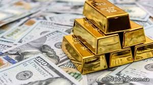 أسعار الذهب تنخفض في المعاملات الفورية 0.6 بالمئة أسعار الذهب تنخفض في المعاملات الفورية 0.6 بالمئة