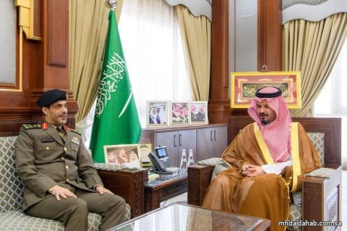 أمير منطقة المدينة المنورة يستعرض التقرير السنوي لجهود وبرامج مكافحة المخدرات
