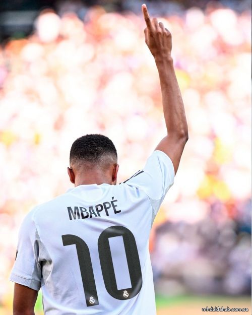 ريال مدريد يمنح مبابي القميص رقم 10