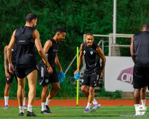 الأهلي يُنهي استعداداته لنهائي كأس السوبر السعودي