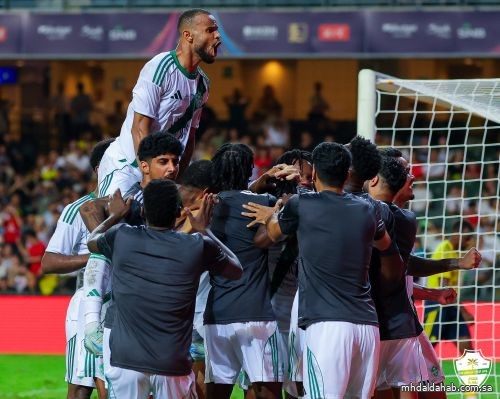 علي مجرشي يدعو جماهير الأهلي للاحتفال بعد الفوز بالسوبر السعودي