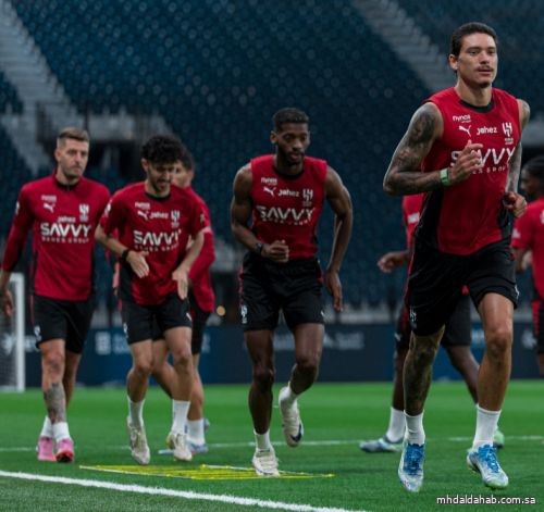 الهلال يتدرّب في ملعب «المملكة آرينا»