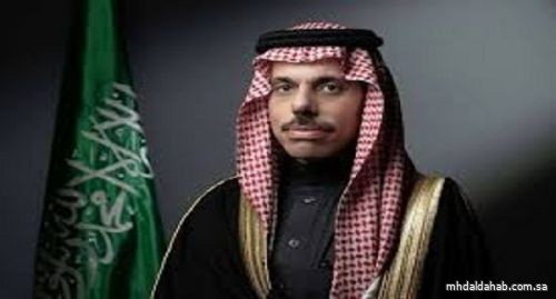وزير الخارجية يلتقي نظيره الإيطالي ويعقدان جلسة مباحثات رسمية وزير الخارجية يلتقي نظيره الإيطالي ويعقدان جلسة مباحثات رسمية