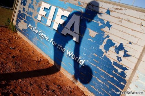 "الفيفا" يفرض غرامات ضخمة على ستة اتحادات وطنية