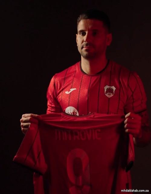 الريان القطري يضم ميتروفيتش مهاجم الهلال
