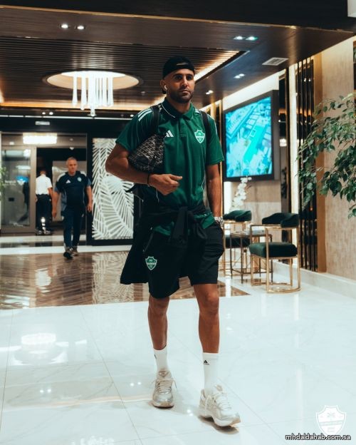 الأهلي يغادر إلى الدمام استعداداً لمواجهة الاتفاق الأهلي يغادر إلى الدمام استعداداً لمواجهة الاتفاق
