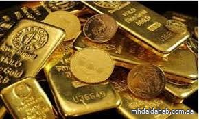 الذهب عند ذروة قياسية مع تراجع الدولار وسط آمال خفض الفائدة