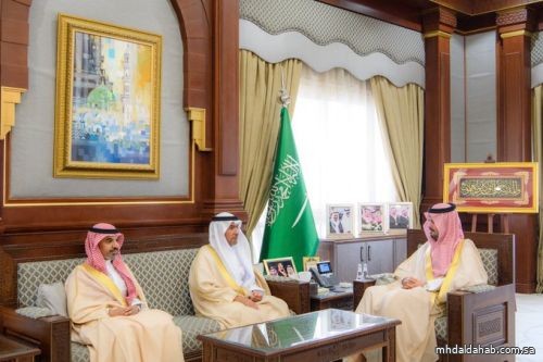 أمير منطقة المدينة المنورة يستقبل وزير البلديات والإسكان