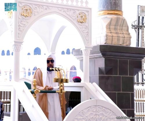 إمام المسجد الحرام: أوصي المسلمين بتقوى الله والاعتصام بالكتاب والسنة