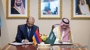 فيصل بن فرحان يلتقي وزير خارجية أرمينيا ويوقعان مذكرة تفاهم بشأن المشاورات السياسية