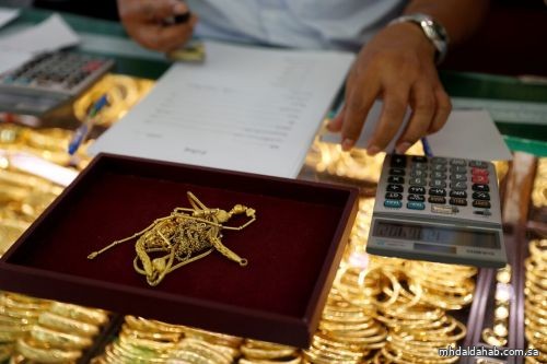 الذهب يواصل تسجيل مستويات قياسية ويكسر حاجز 4 آلاف دولار للأوقية الذهب يواصل تسجيل مستويات قياسية ويكسر حاجز 4 آلاف دولار للأوقية