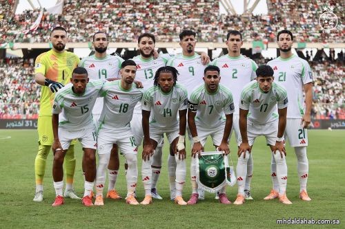 منتخب الجزائر يتأهل رسمياً لنهائيات كأس العالم للمرة الخامسة في تاريخه منتخب الجزائر يتأهل رسمياً لنهائيات كأس العالم للمرة الخامسة في تاريخه