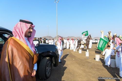 سمو أمير منطقة #المدينة_المنورة #سلمان_بن_سلطان يزور مقر مزاد المدينة للإبل في #الحناكية سمو أمير منطقة #المدينة_المنورة #سلمان_بن_سلطان يزور مقر مزاد المدينة للإبل في #الحناكية