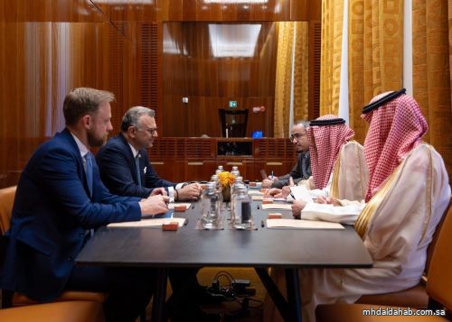 نائب وزير الخارجية يلتقي في روما بمستشار الرئيس الأمريكي للشؤون الأفريقية نائب وزير الخارجية يلتقي في روما بمستشار الرئيس الأمريكي للشؤون الأفريقية