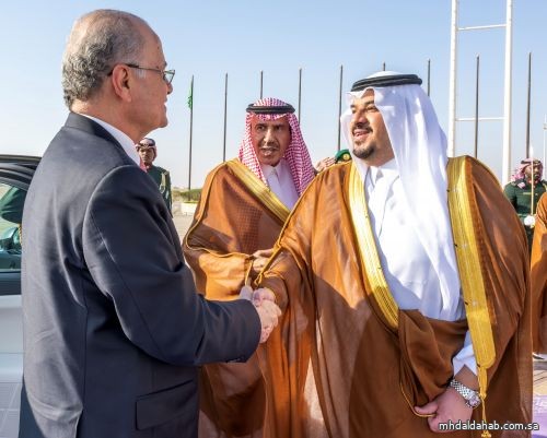 رئيس وزراء فلسطين يصل الرياض رئيس وزراء فلسطين يصل الرياض