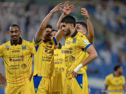 التعاون يضرب القادسية بثنائية