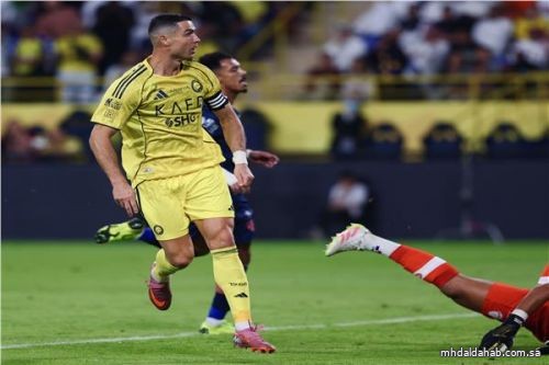 رونالدو يقود "النصر" لفوز صعب على الفيحاء رونالدو يقود "النصر" لفوز صعب على الفيحاء
