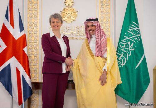 وزير الخارجية يستقبل وزيرة خارجية بريطانيا وزير الخارجية يستقبل وزيرة خارجية بريطانيا