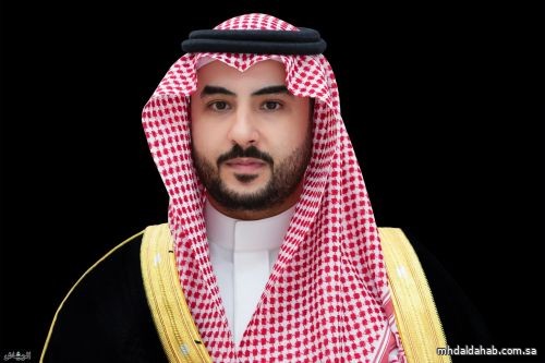خالد بن سلمان يجتمع مع قادة وزارة الدفاع
