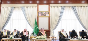 سمو أمير منطقة #المدينة_المنورة #سلمان_بن_سلطان يلتقي مديري ومديرات (103) مدرسة من مدارس المنطقة
