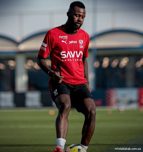 حسان تمبكتي يشارك في تدريبات الهلال الجماعية حسان تمبكتي يشارك في تدريبات الهلال الجماعية