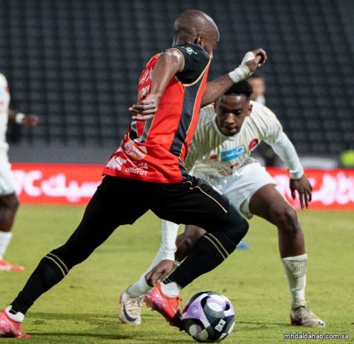 ضمك يفرض التعادل الإيجابي على الرياض