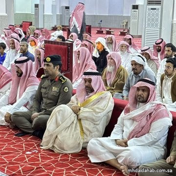 محافظ #المهد د.سلامة بن عيد الرفاعي ، يتقدم جموع المصلين في أداء صلاة الاستسقاء محافظ #المهد د.سلامة بن عيد الرفاعي ، يتقدم جموع المصلين في أداء صلاة الاستسقاء