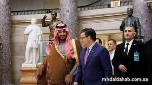 ولي العهد يصل الكونغرس الأميركي وسط استقبال رسمي من رئيسه ويعقد اجتماعًا مع الأعضاء