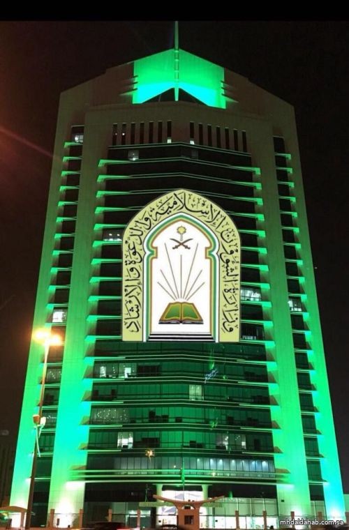 فتح التوظيف لشغل 31 ألف وظيفة بنظام المكافآت لمنسوبي المساجد