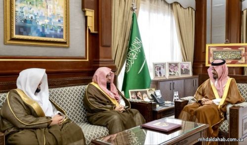 سمو أمير منطقة #المدينة_المنورة #سلمان_بن_سلطان يستقبل رئيس محكمة الاستئناف فضيلة الشيخ حسن الغامدي