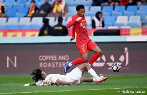 القادسية وضمك يتقاسمان النقاط بتعادل إيجابي في دوري روشن